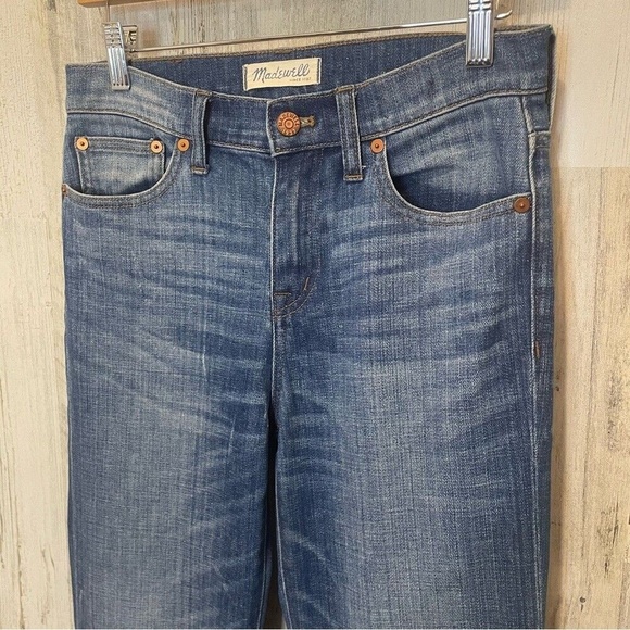Madewell Flea Market Flare High Rise Jeans -Medium Whiskered Stone Wash size 26 - Picture 7 of 11